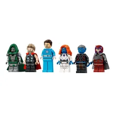 imagen de LEGO® Marvel: Lucha heroica Vengadores: El despertar de Doctor Doom (76348) 2