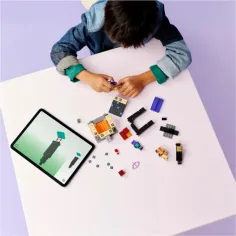 imagen de LEGO® Minecraft: Viaje a la puerta del Inframundo y al Portal Final (21584) 5