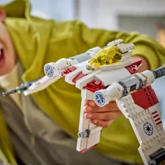 imagen de LEGO® Star Wars™: Caza estelar de clase V-19 Torrent (75432) 6