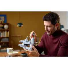 imagen de LEGO® Star Wars™: Halcón Milenario™ (75375) 3