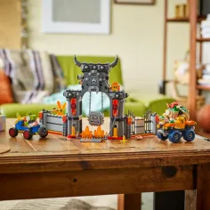 imagen de LEGO® Super Mario™: Mario Kart™ – Castillo de Bowser (72039) 7
