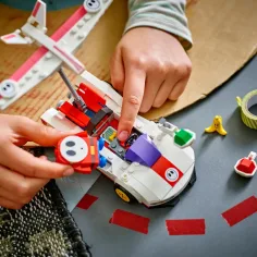 imagen de LEGO® Super Mario™: Mario Kart™ – Shy Guy y P-Wing (72045) 7