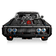 imagen de LEGO® Technic: Coche Dodge Charger R/T de Rápido y Furioso (42231) 2