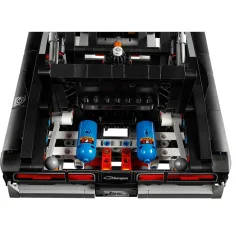 imagen de LEGO® Technic: Coche Dodge Charger R/T de Rápido y Furioso (42231) 4