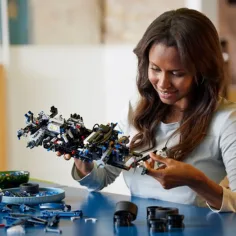 imagen de LEGO® Technic: Ford GT 2022 (42154) 7