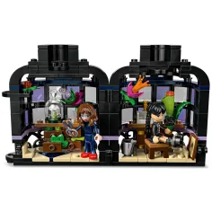 imagen de LEGO® Wednesday: Dalia negra (76784) 5