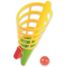 LENA: Juego de habilidad con pelota y embudo