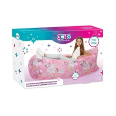 Make It Real: sofá inflable con mariposas 3C4G