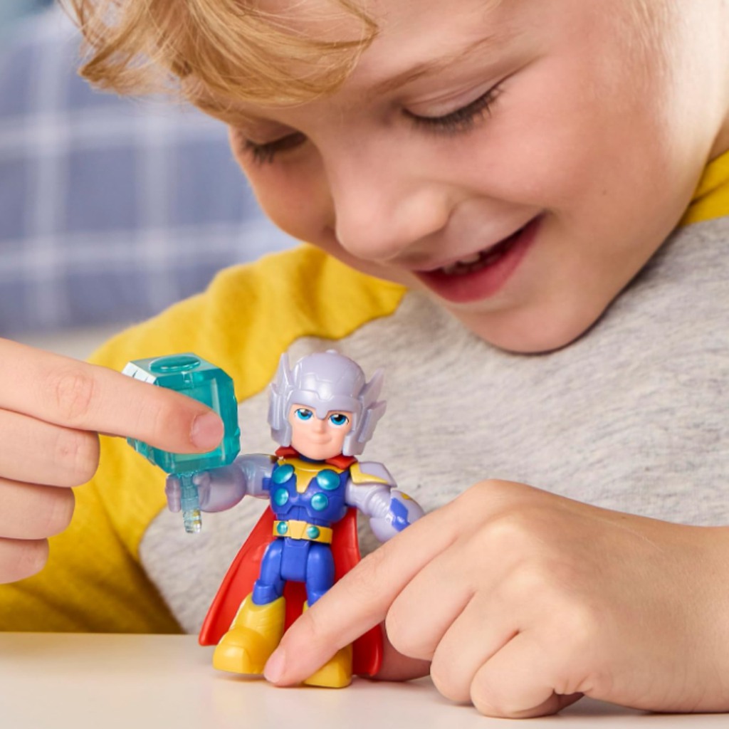 imagen de Marvel Iron Man y sus fantásticos amigos: figura de Thor con accesorios - Hasbro 4