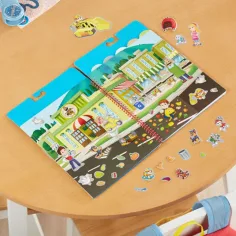 imagen de Melissa & Doug: Patrulla Canina Cuaderno de Pegatinas Reutilizables 3