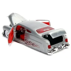 imagen de Modelo de coche de metal Mercury 1951 1/24 - Simba Toys 4