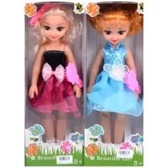 Muñeca con peine de 36 cm en tres versiones diferentes