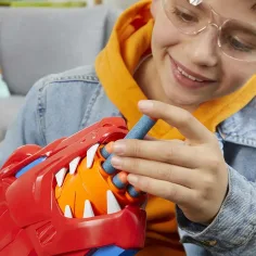 imagen de Nerf: Lionfury lanzador de dardos de espuma con 16 dardos - Hasbro 5