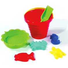 Pequeño cubo de arena ondulado