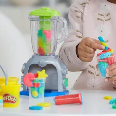 imagen de Play-Doh: Swirlin Smoothies Licuadora 5 tarros de plastilina 198g 4