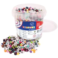 PlayBox: Conjunto de cuentas de colores con letras y números para ensartar de 2000 piezas