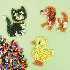 imagen de PlayBox: Paquete de base de animales para perlas planchables MIDI de 5 mm, set de 4 piezas 3