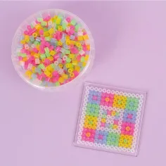 imagen de PlayBox: Perlas MIDI planchables de 5 mm en colores claros y transparentes de 1000 unidades 2