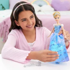 imagen de Princesas Disney: Muñeca Cenicienta Mágica - Mattel 4