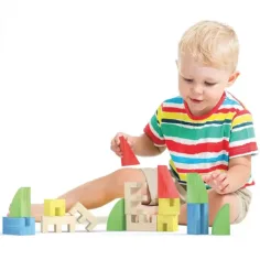 imagen de Quercetti: ToyTown Basic 15 piezas de juego de construcción de madera 3