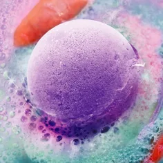 imagen de So Bomb: Bomba de baño en dispensador, con charm sorpresa 4