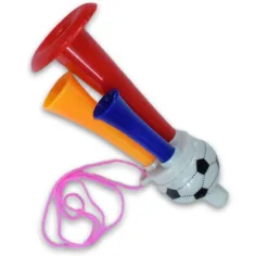 Trompeta colgante con balón de fútbol y triple bocina de 13cm