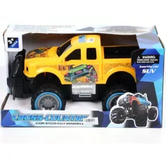 Vehículo pick-up amarillo de Cross Country