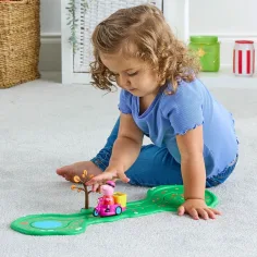 imagen de Whizz-Around Peppa cerdito con bicicleta set de juego 4