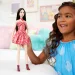 imagen de Barbie: Amigas Fashionista con cabello castaño y muñeca de moda estilosa con vestido de leopardo – Mattel 5
