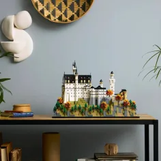 imagen de LEGO® Architecture: Castillo de Neuschwanstein (21063) 7