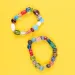 imagen de PlayBox: Perlas decorativas de vidrio coloridas de 1 kg 2